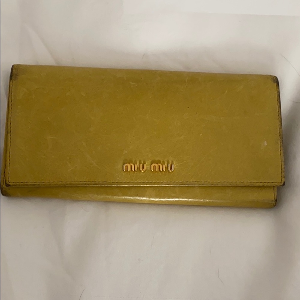 Authentic Pre Loved Miu Miu Wallet - image 1